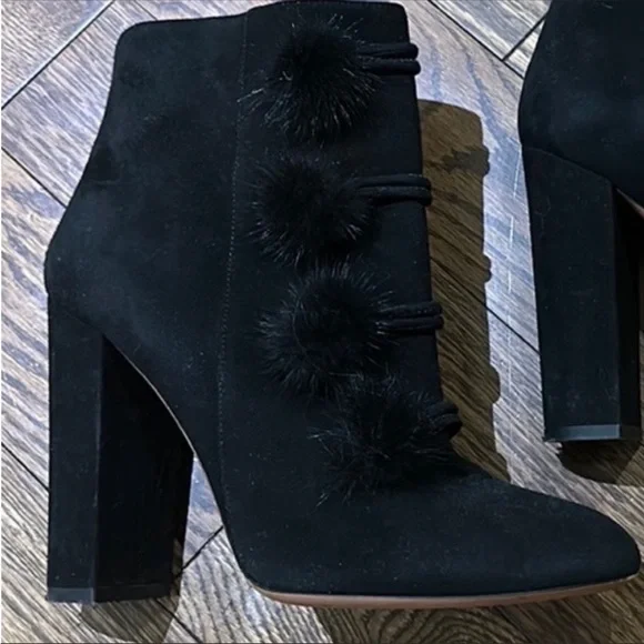 Aquazzura booties with mink Pom Pom’s - Picture 3 of 11